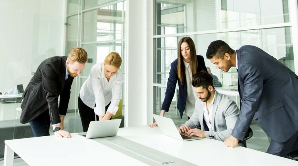 Website für Immobilienunternehmen mit starkem Webdesign