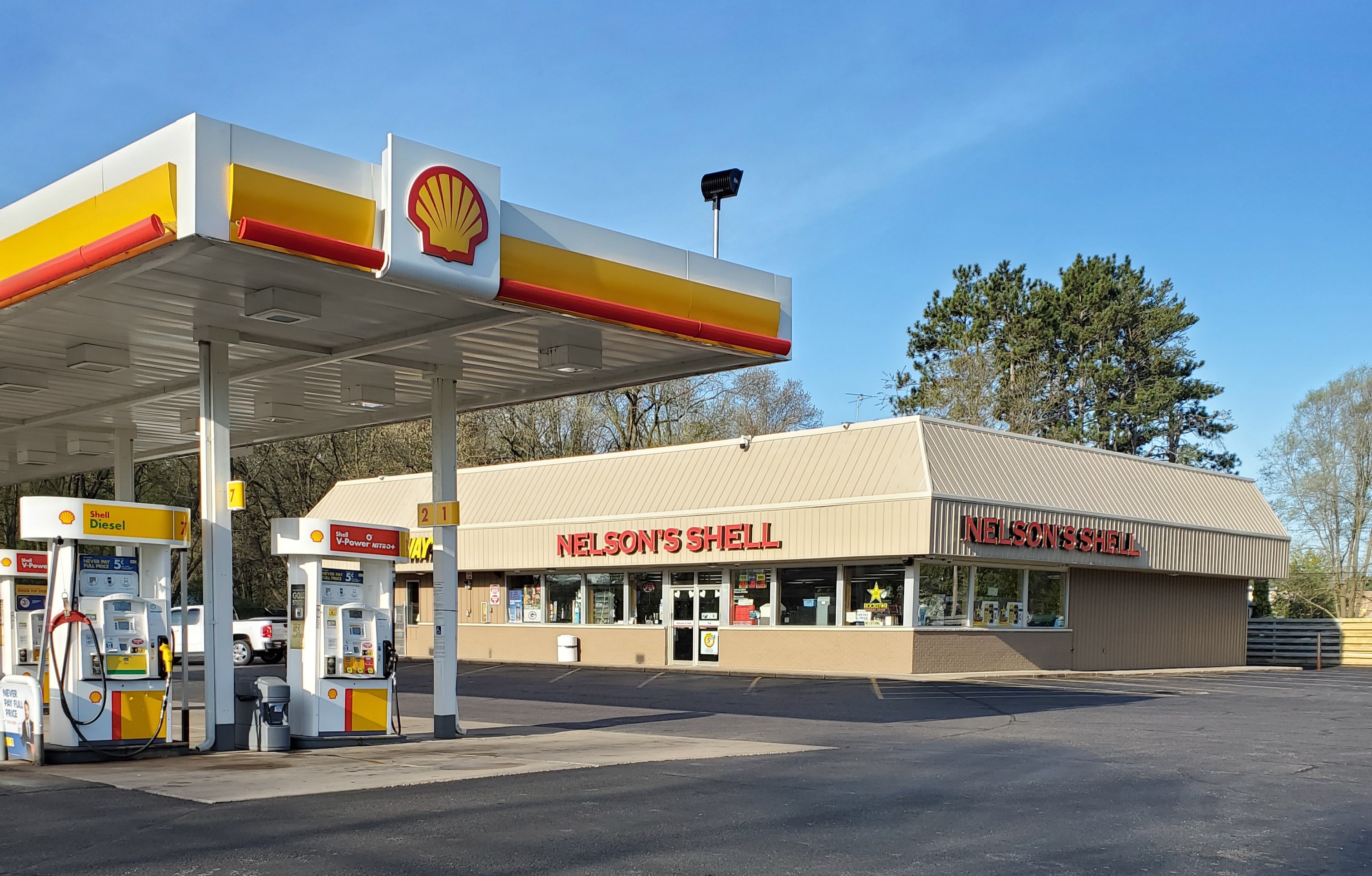gas stations near me