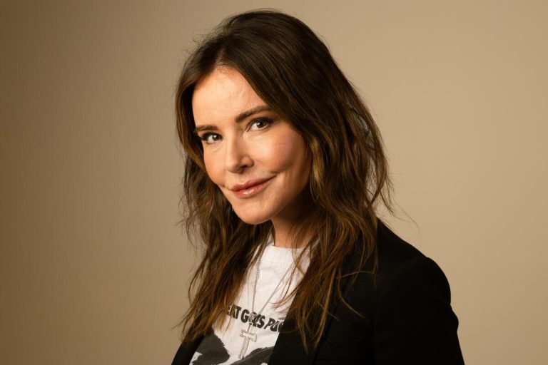 christa miller
